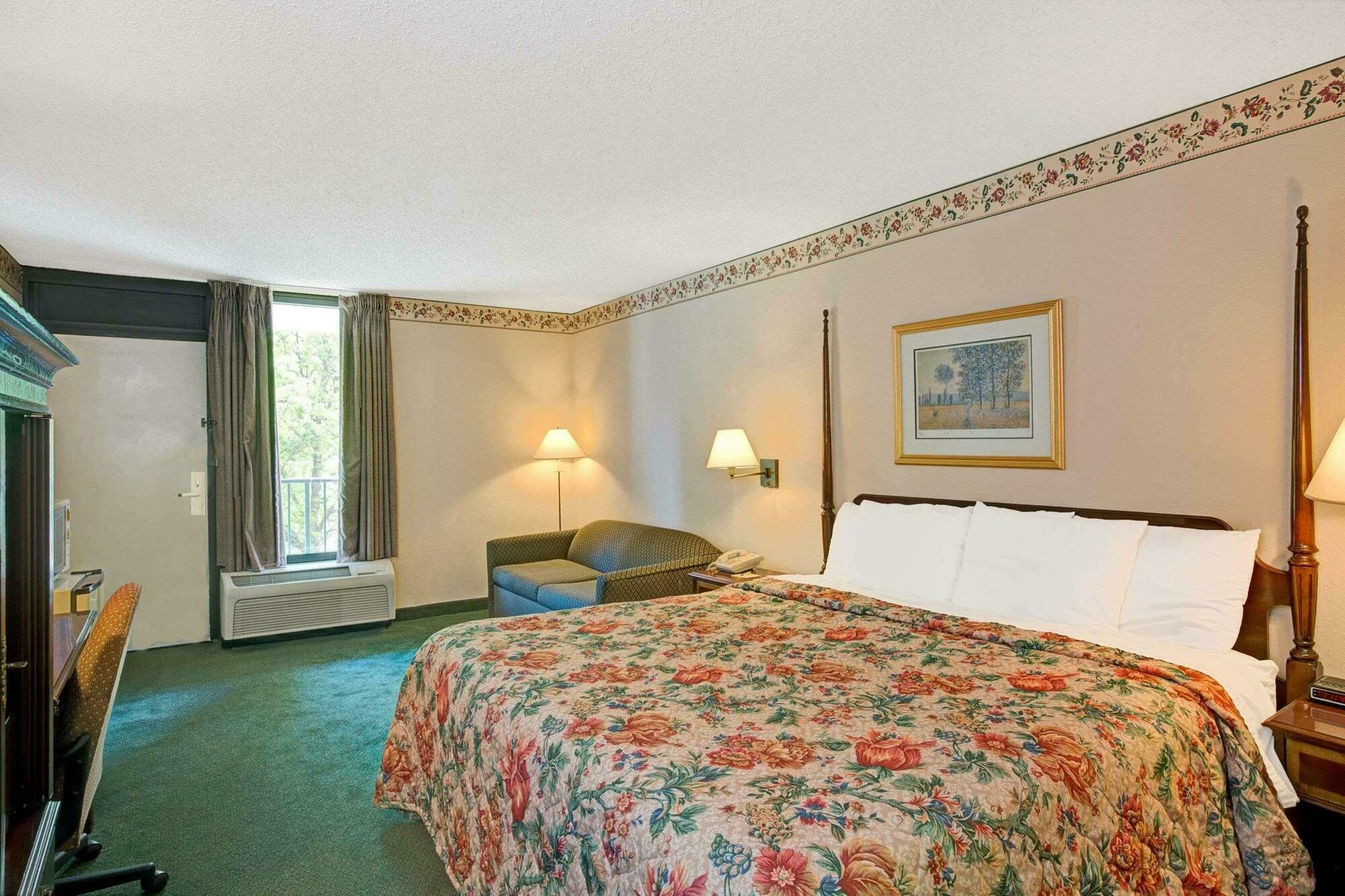 Days Inn Lake Norman Cornelius Exterior photo