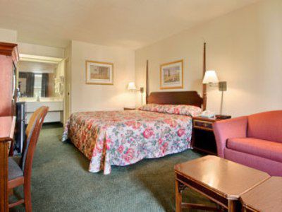 Days Inn Lake Norman Cornelius Room photo